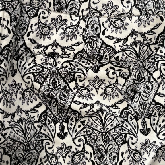 Chico's So-Slimming Black and White Patterned Ankle Pants with Pom Pom Details - Picture 5 of 9